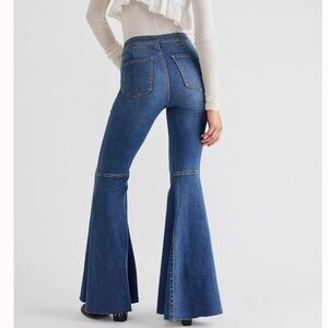 FESTIVAL 🔥 CONCERT WESTERN 70’S STYLE HIGH RISE STRETCH SUPER FLARE JEANS